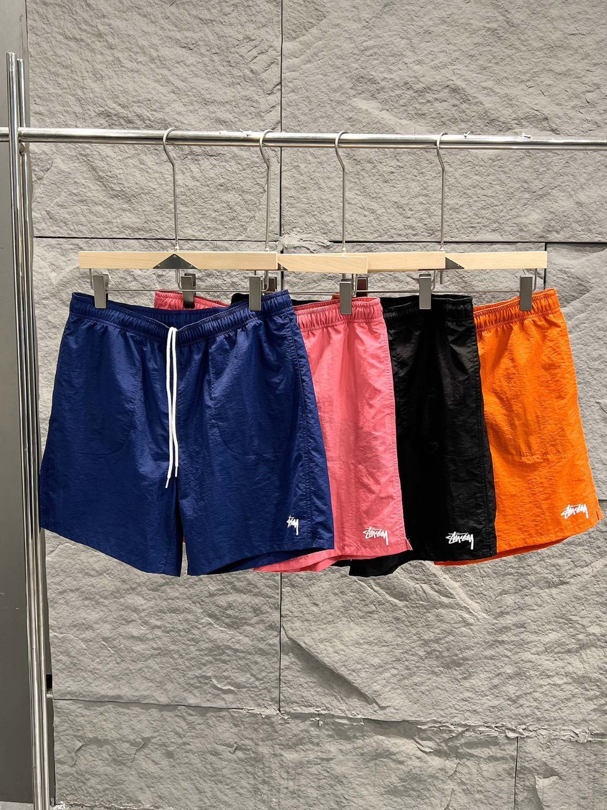 Stussy  新しい無地の文字プリントの伸縮性ウエストスポーツショーツ