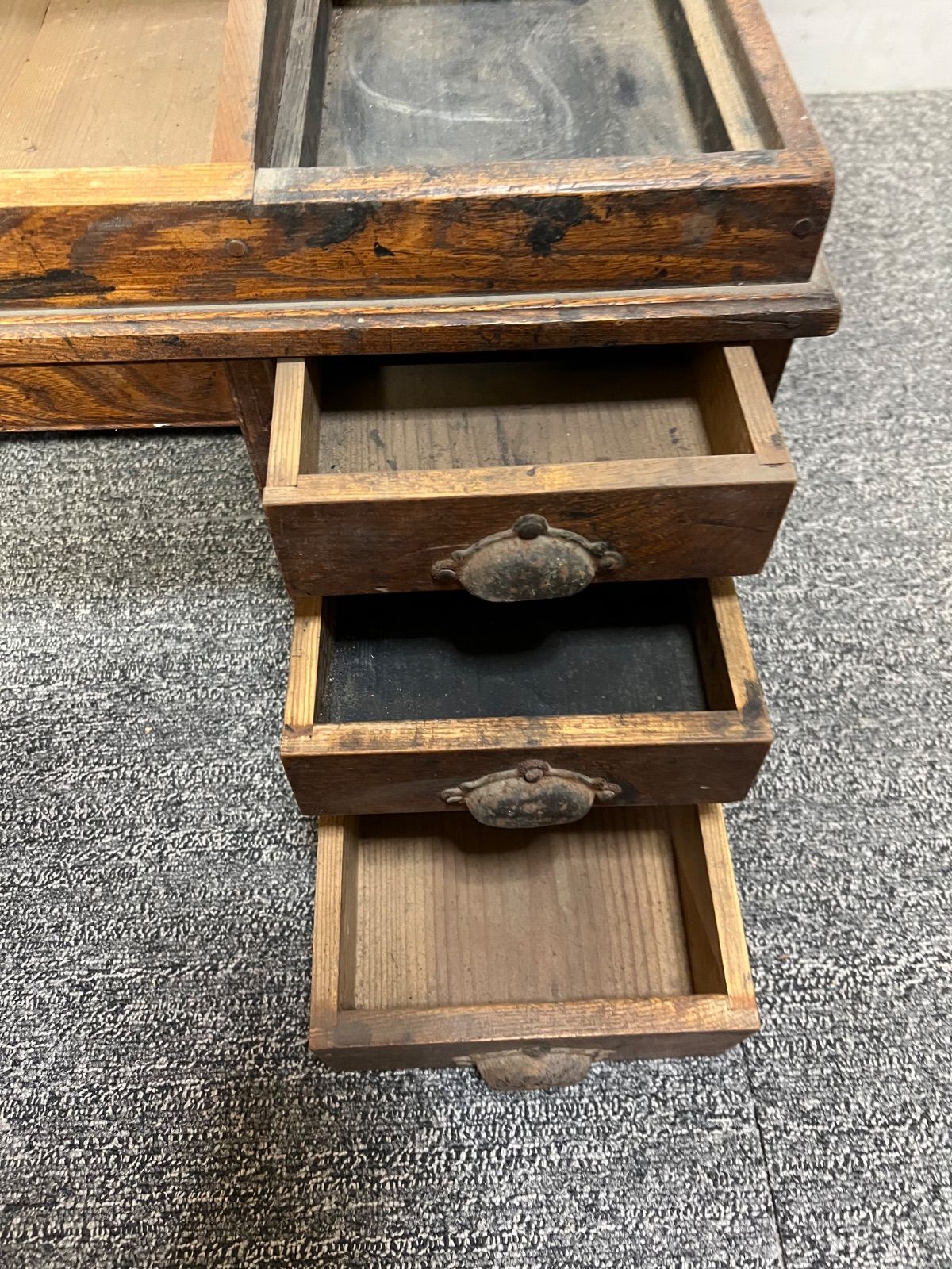 小引き出し 文机 昭和レトロ 当時物 インテリア アンティーク 昭和レトロ 小引き出し 文机 | アンティーク家具と喫茶