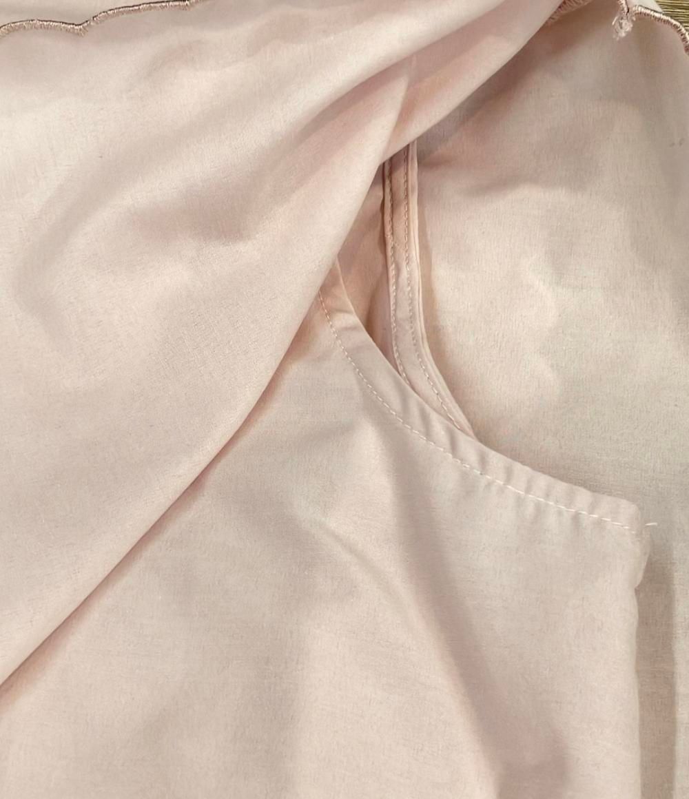 ノースリーブブラウス