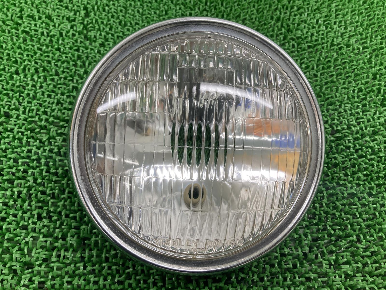 CB400FOUR ヘッドライト 001-1013 ホンダ 純正 中古 バイク 部品 CB400F ヨンフォア 当時物 ヘッドライトリム 割れ欠け無し 車検 Genuine