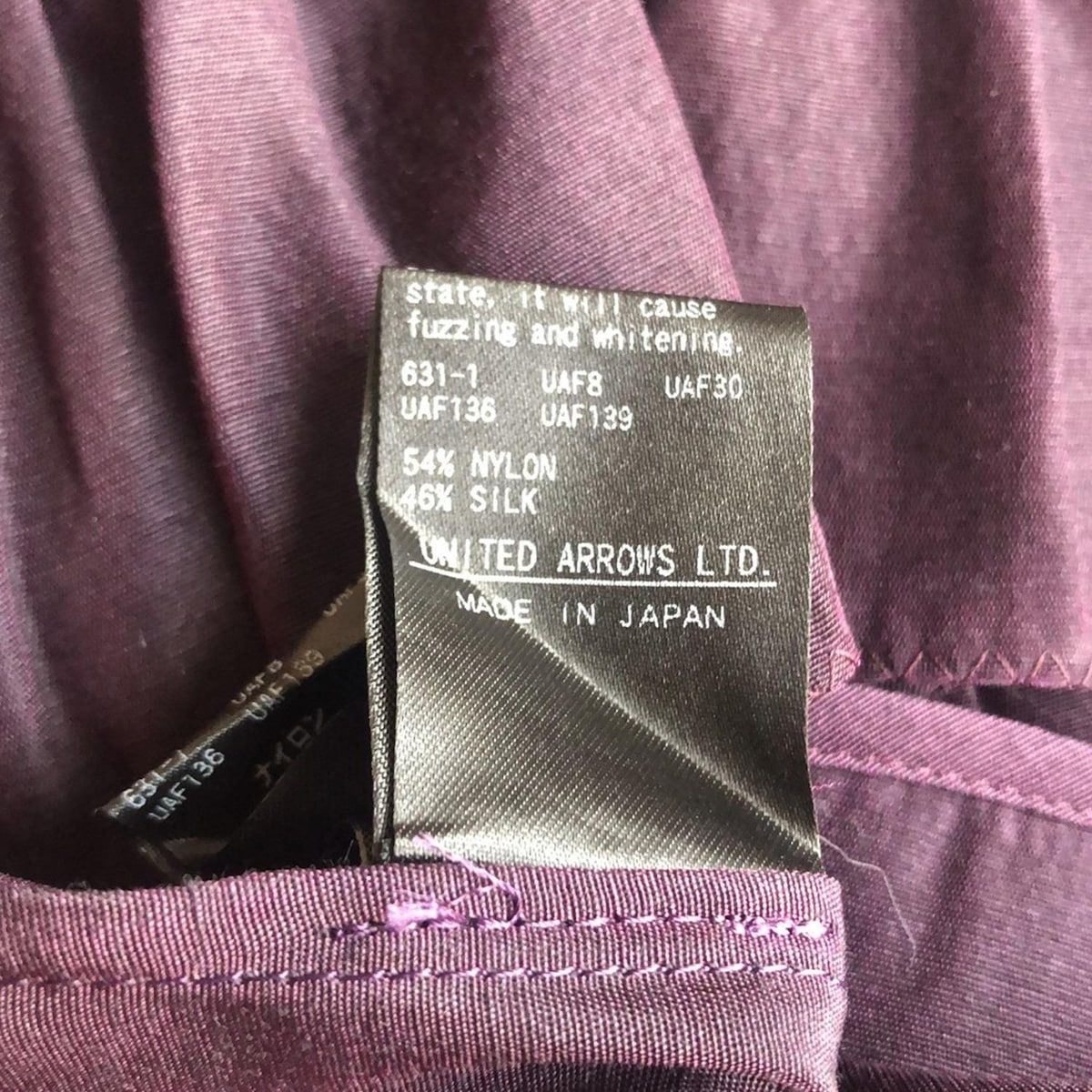 半袖シャツブラウス