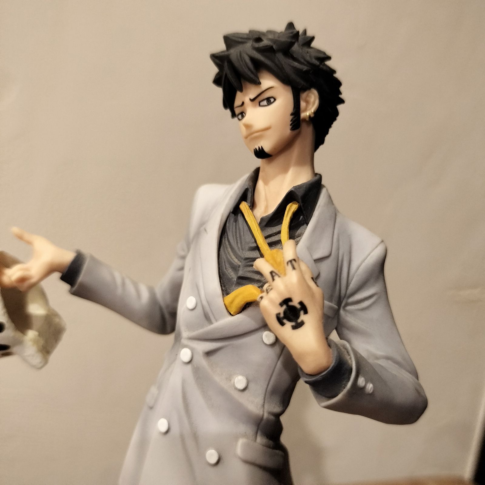 ワンピース1番くじ トラファルガー・ロー(おまけ付き) Amazon | 一番くじ ワンピース BEYOND THE LEVEL B賞