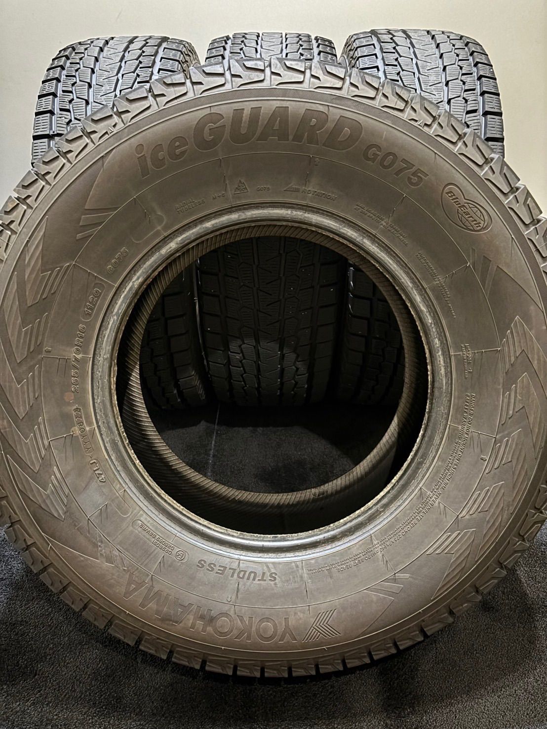 22年製 スタッドレス