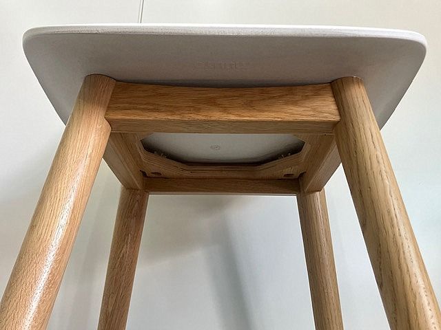 ハイチェア