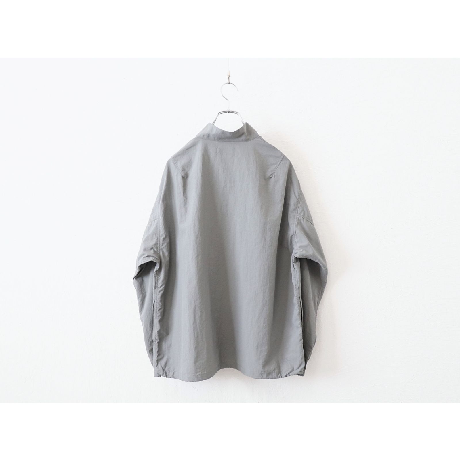 MANUAL ALPHABET / LIGHT SHELL SNAP TEE - GREY マニュアル
