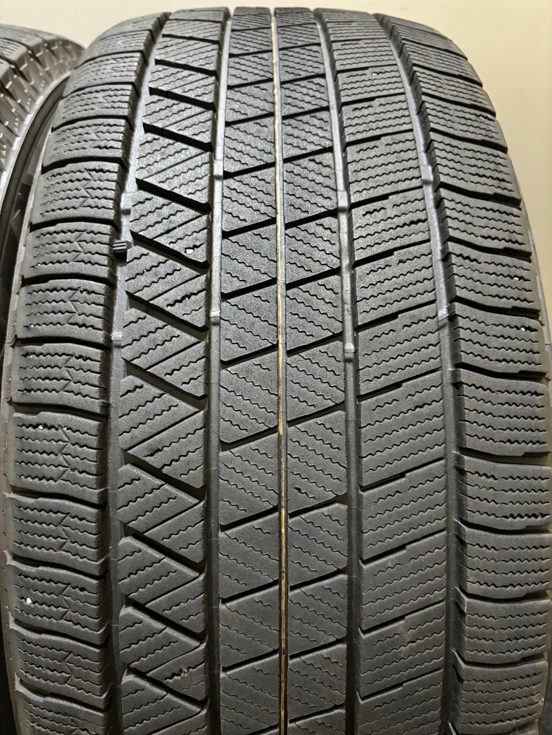 ★225/55R17 BRIDGESTONE/VRX3 21年製 スタッドレス 4本 ブリヂストン ブリザック XV フォレスター セルシオ マジェスタ (南7-G693)