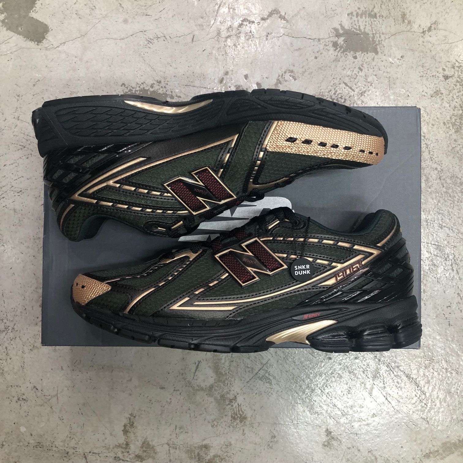 ★ ニューバランス×Kith 1906R Black Green ★ KITH X NEW BALANCE 1906R M.P PACK 