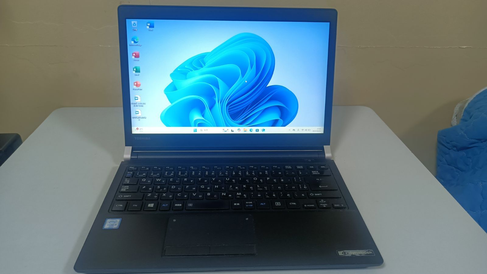 ノートパソコンTOSHIBA第六世代Core i5 SSD128Gメモリ8G Win11 office