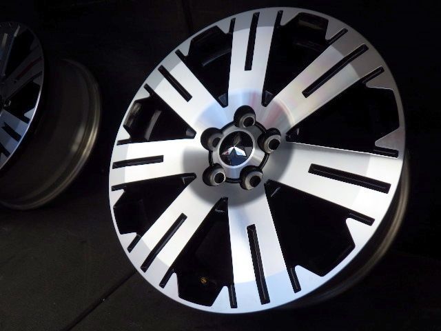 18x7.0J 5穴