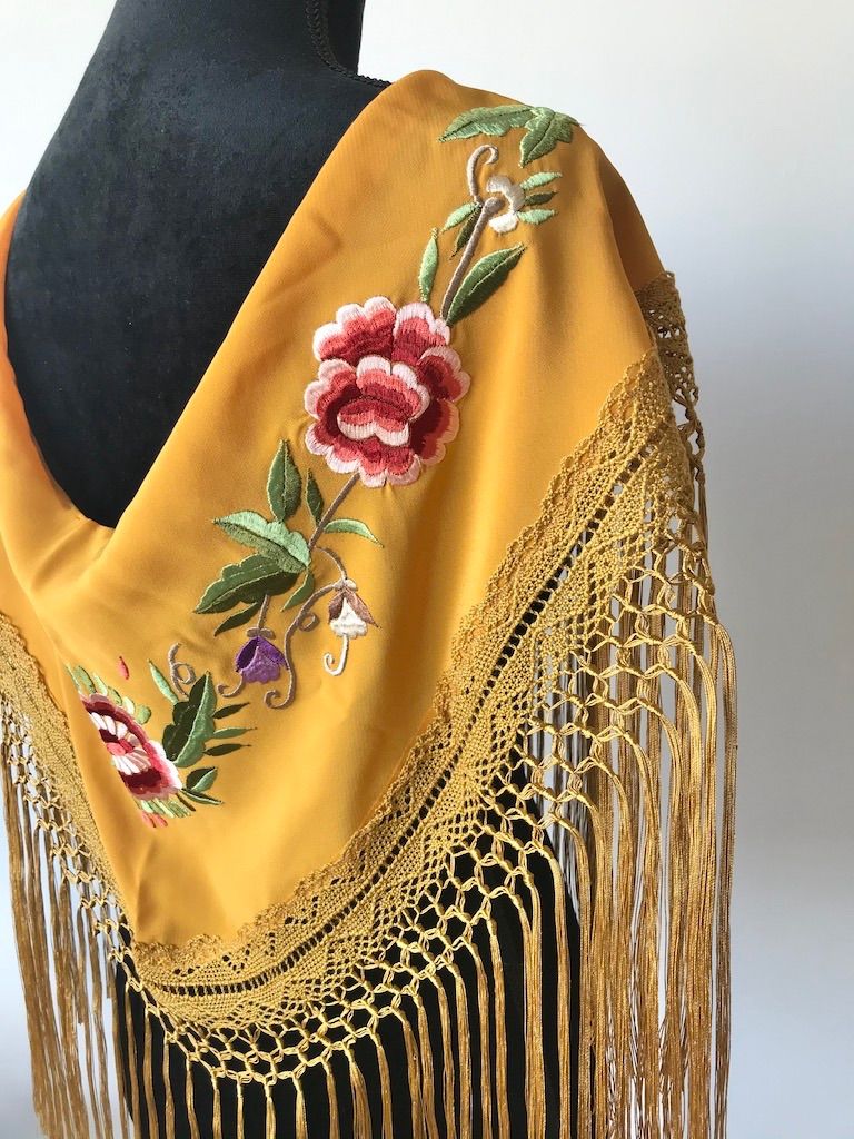 フラメンコ マントンシージョ マルチカラーレースxマスタード花柄
