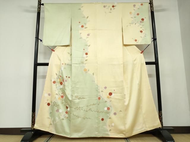 平和屋着物●訪問着　駒刺繍　草花文　金彩　正絹　逸品　DAAW5930ud 平和屋着物○訪問着 駒刺繍 草花文 金彩 正絹 逸品 DAAW5930ud - メルカリ
