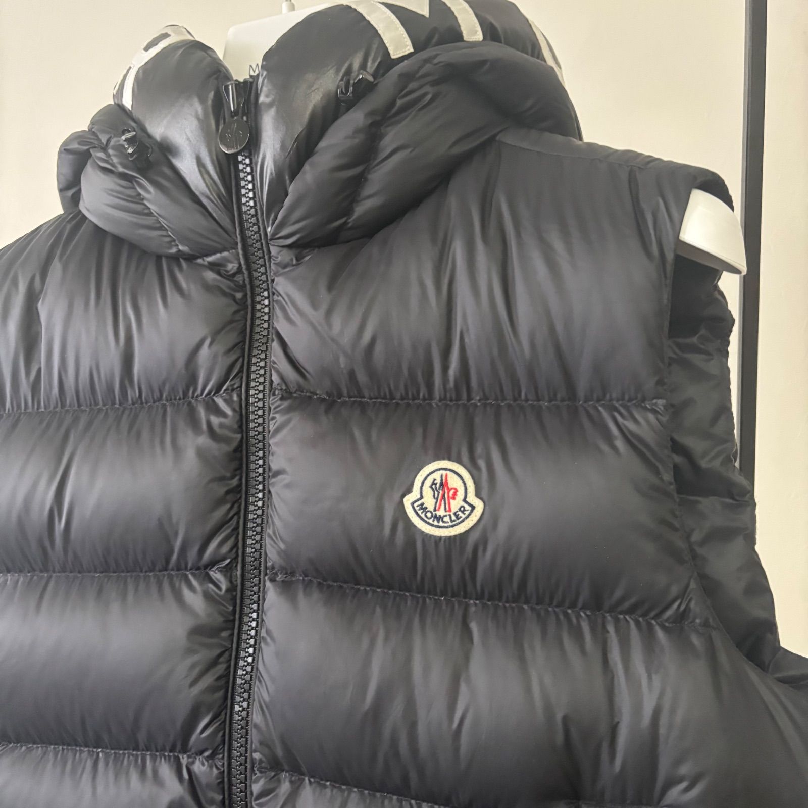 モンクレール☆MONCLER☆MONTREUIL☆ベスト☆ブラック☆サイズ4☆国内