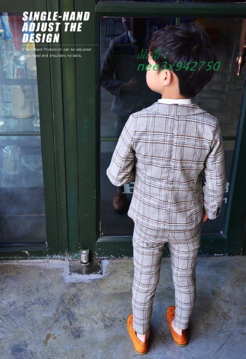 男の子スーツ
