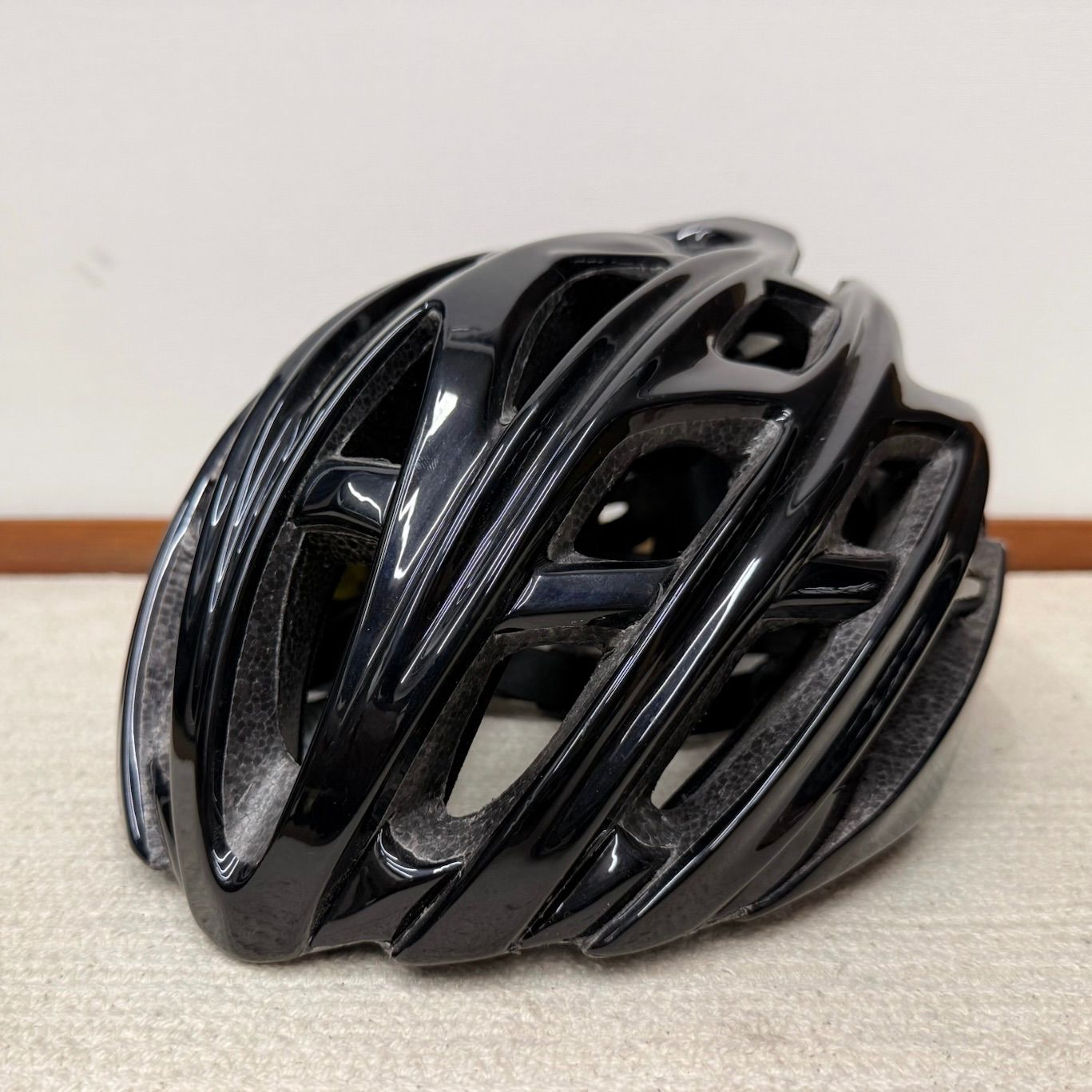 【未使用品】 cannodale CypherRoad キャノンデール サイファーロード ヘルメット 自転車 ロードバイク 黒 ブラック 【送料無料】