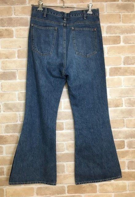 【中古】日本製 HOLIDAY ﾎﾘﾃﾞｲ HIGH WAIST BELL-BOTTOM DENIM PANTS ﾃﾞﾆﾑ ﾌﾚｱ 22202925 岡山 ｲﾝﾃﾞｨｺﾞ 4 33846918