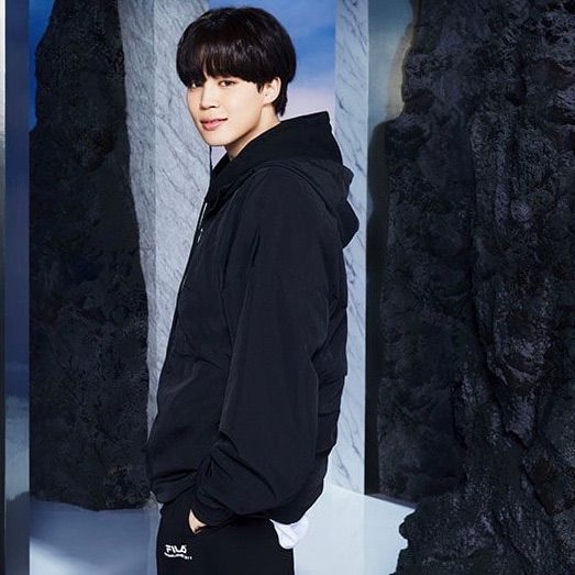 新品 BTS 着用モデル FILA フィラ スウェット パンツ ジミン 黒