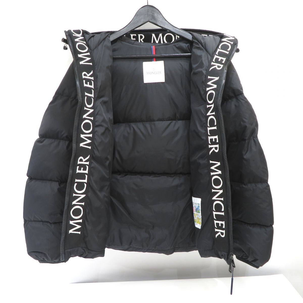 MONCLER モンクレール MONTCLAR モンクラー 黒 読取り サイズ2(M)