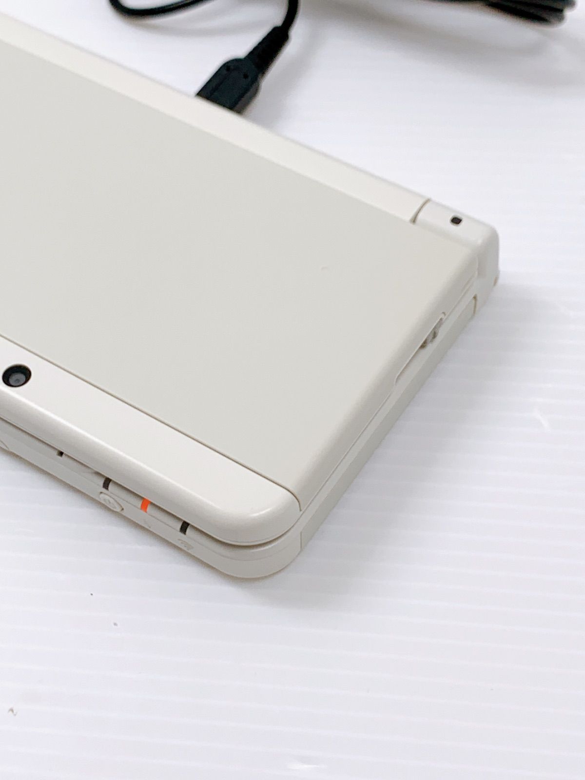美品 new ニンテンドー 3DS ホワイト すぐ遊べるセット 動作確認