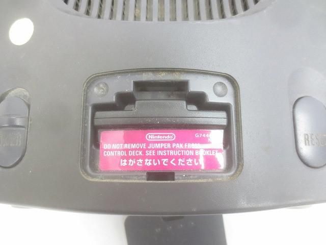動作未