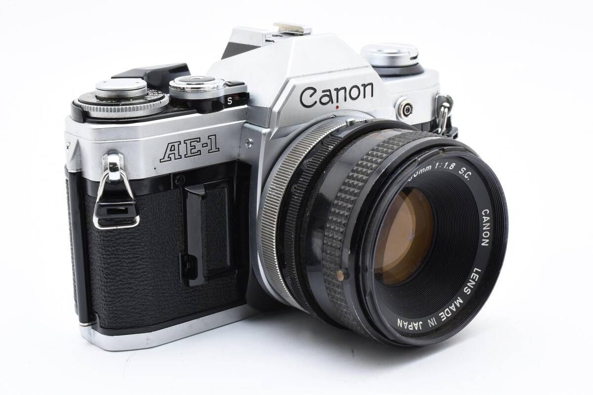 F1.8 S