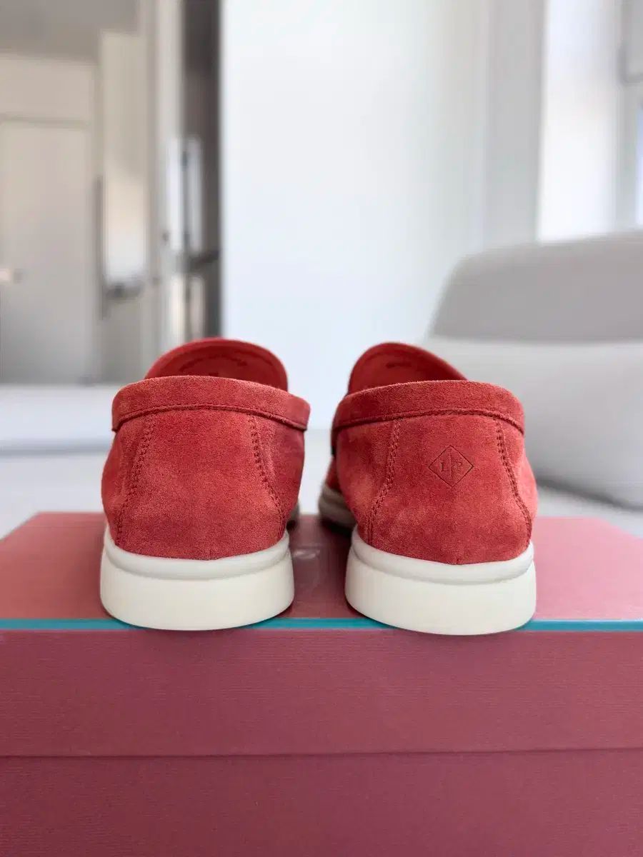 ロロピアーナ サマーチャームウォーク ピンク スエード ローファー 未