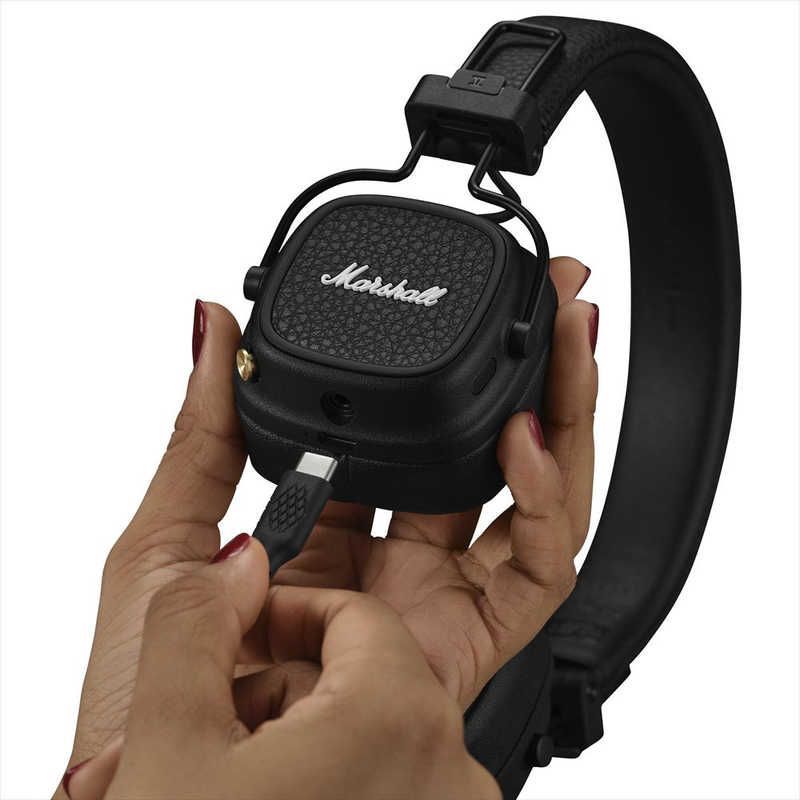 ブルートゥースヘッドホン