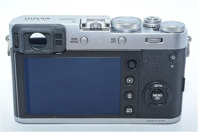 Fujifilm X-Half コンパクトデジタルカメラ シルバー 245☆美品☆富士フイルム(FUJIFILM) デジタルカメラ X100F