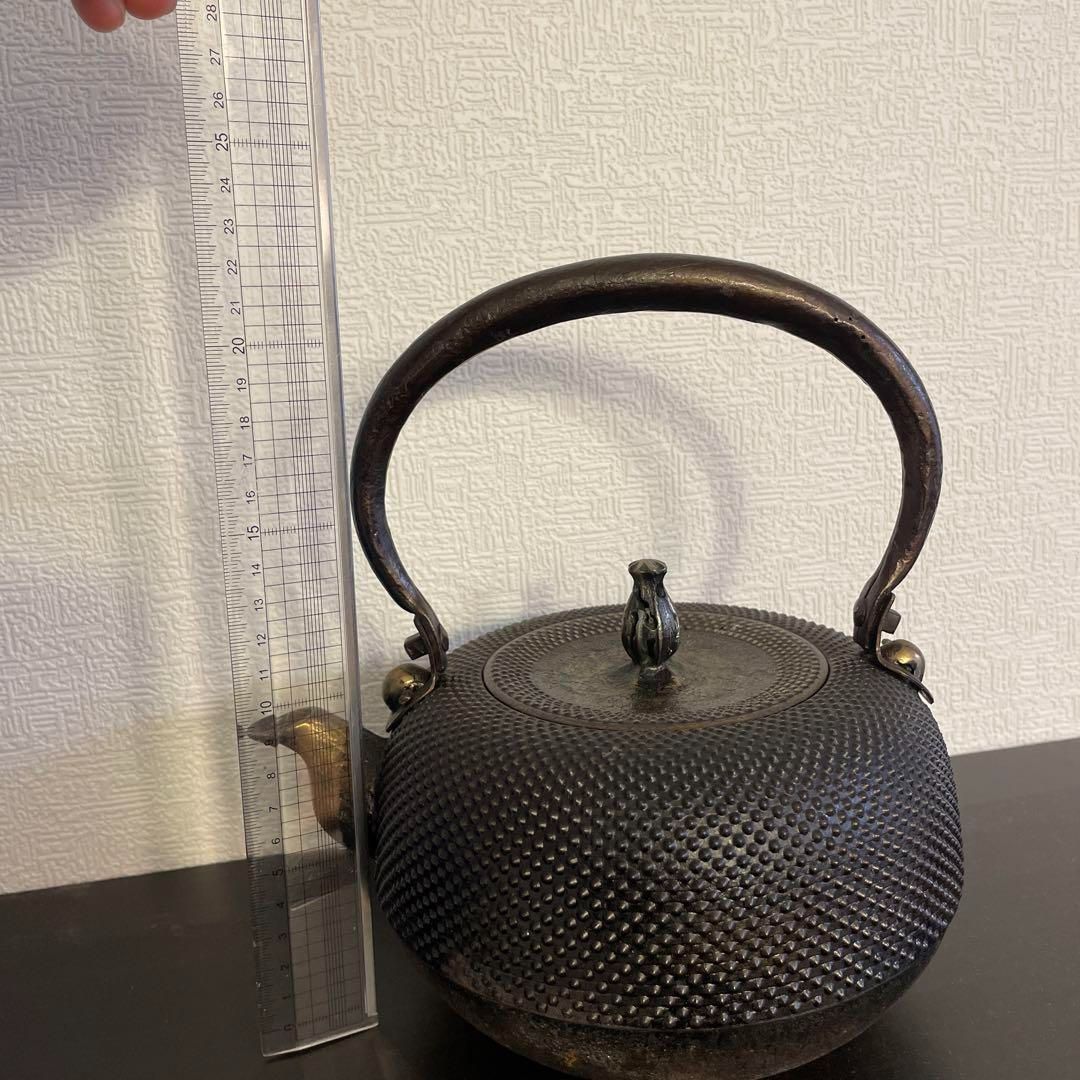 南部，砂鉄、鉄瓶，秀山造，南部，铁器，鉄壶，茶道具 - メルカリ
