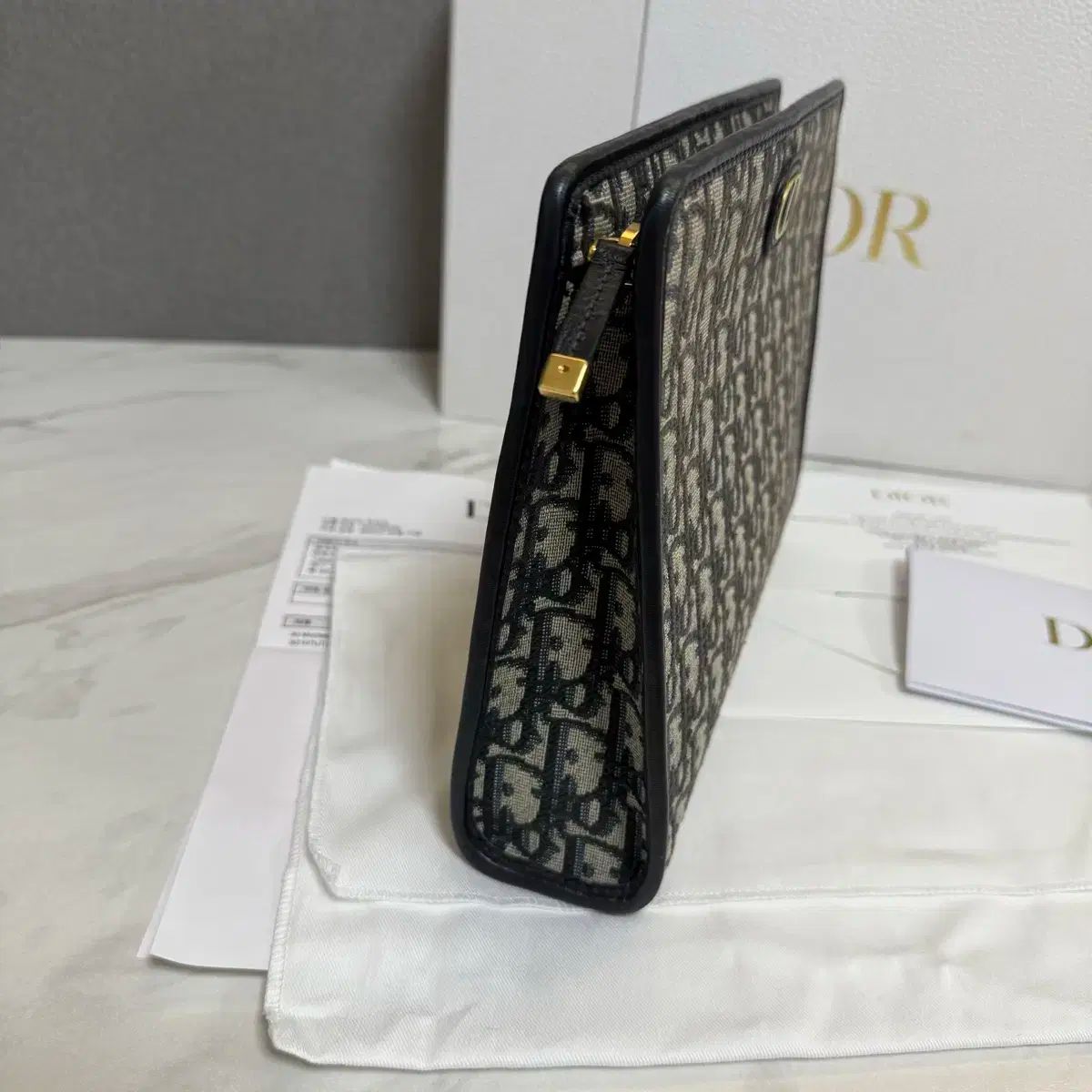 モンテーニュ 30
