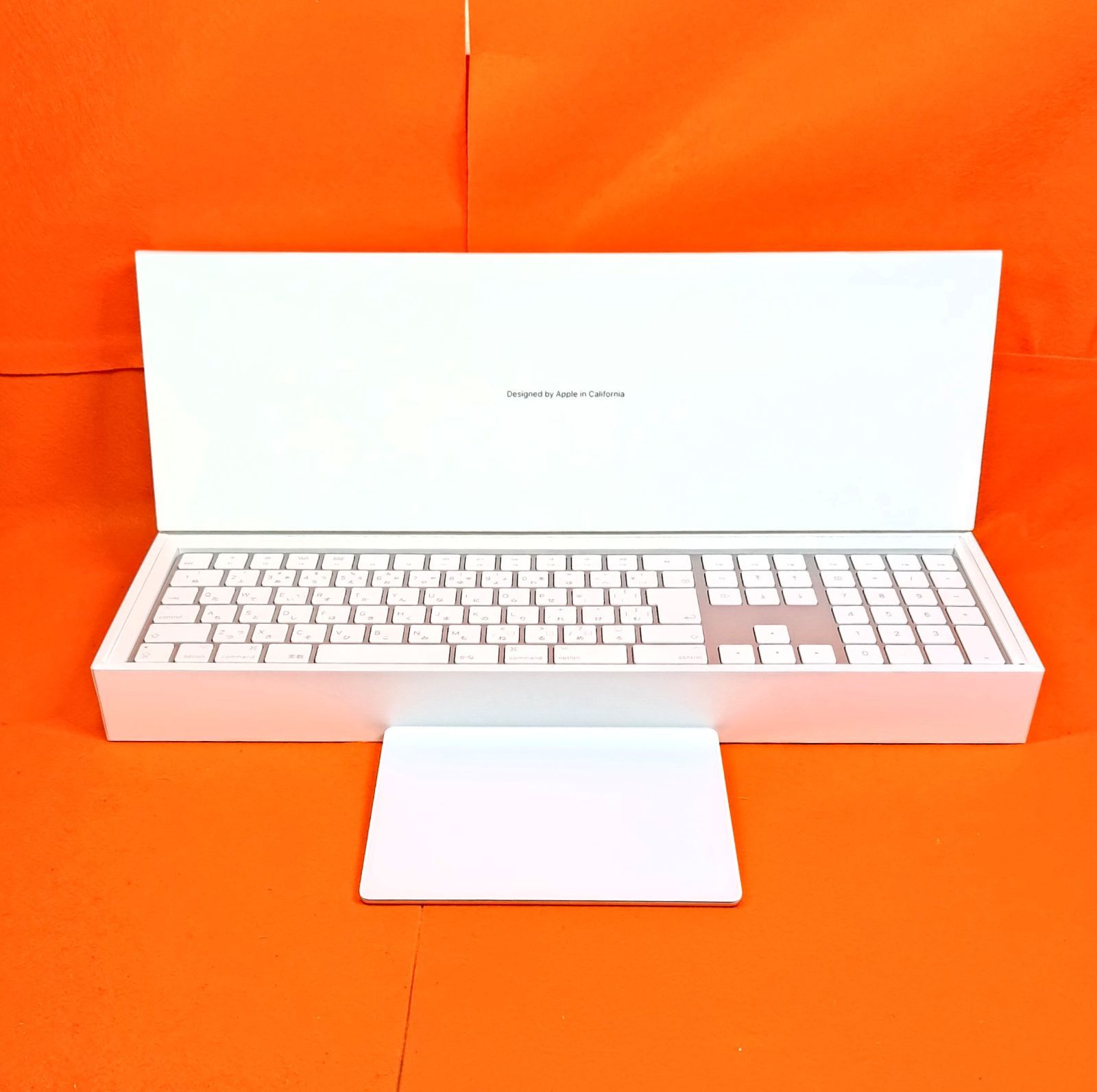 Apple Magic Keyboard Model A1843 EMC 3138 2017年 -Magic Trackpad 2 Model A1535 EMC 2733 キーボード トラックパッド 笑声 商品