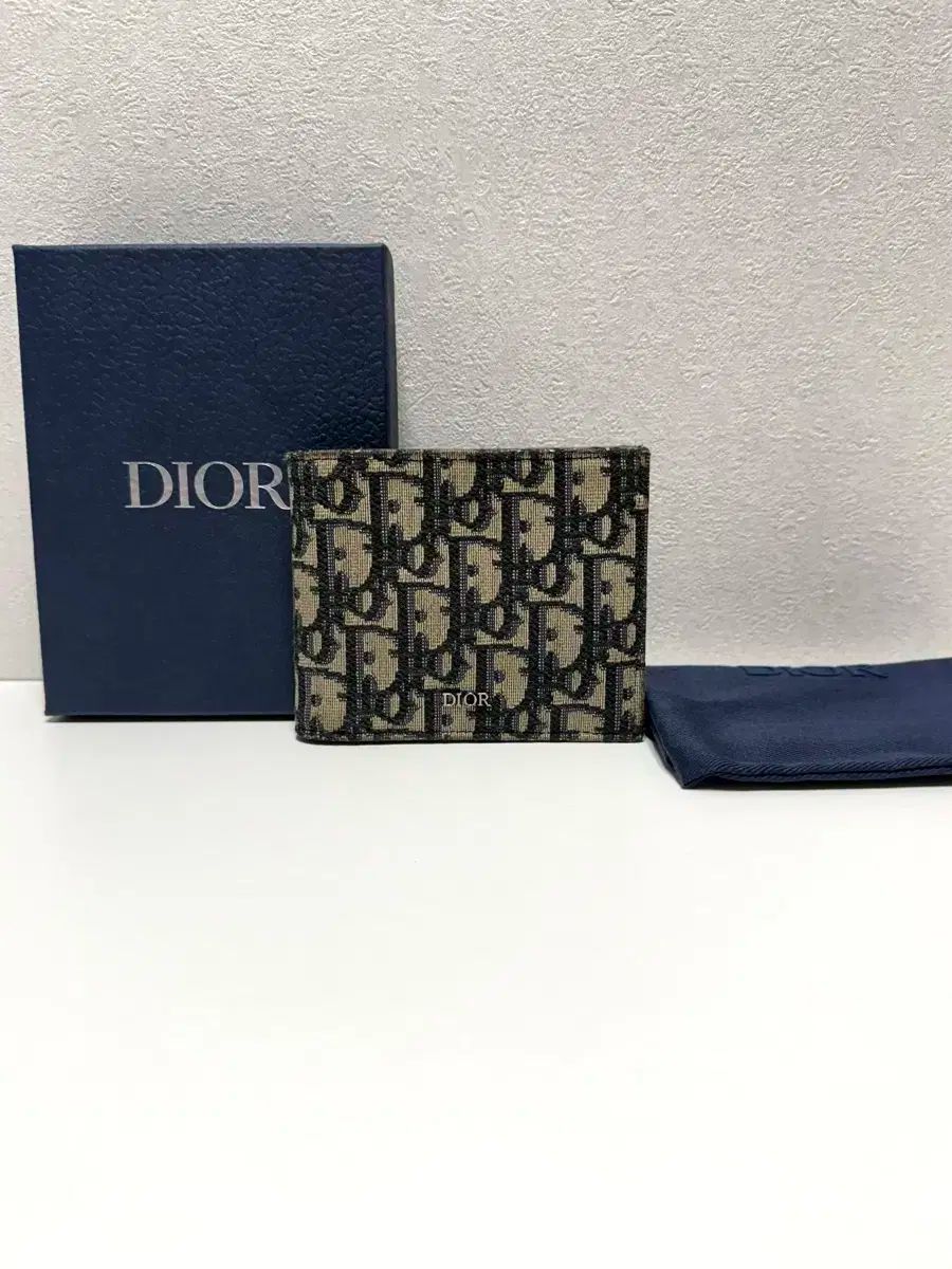 クイックセール) ディオール オブリーク ジャカード 二つ折り財布