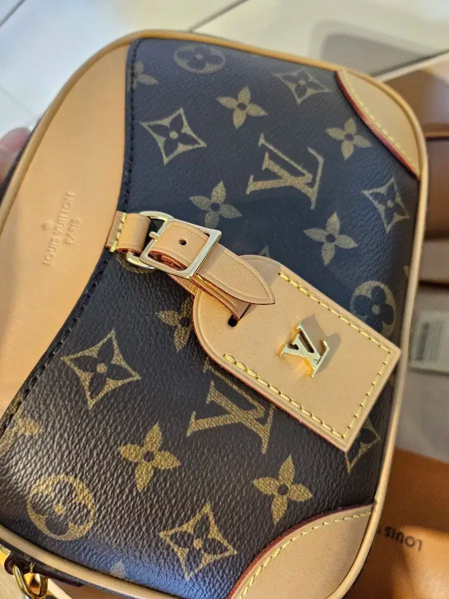 Vuitton ルイヴィトン