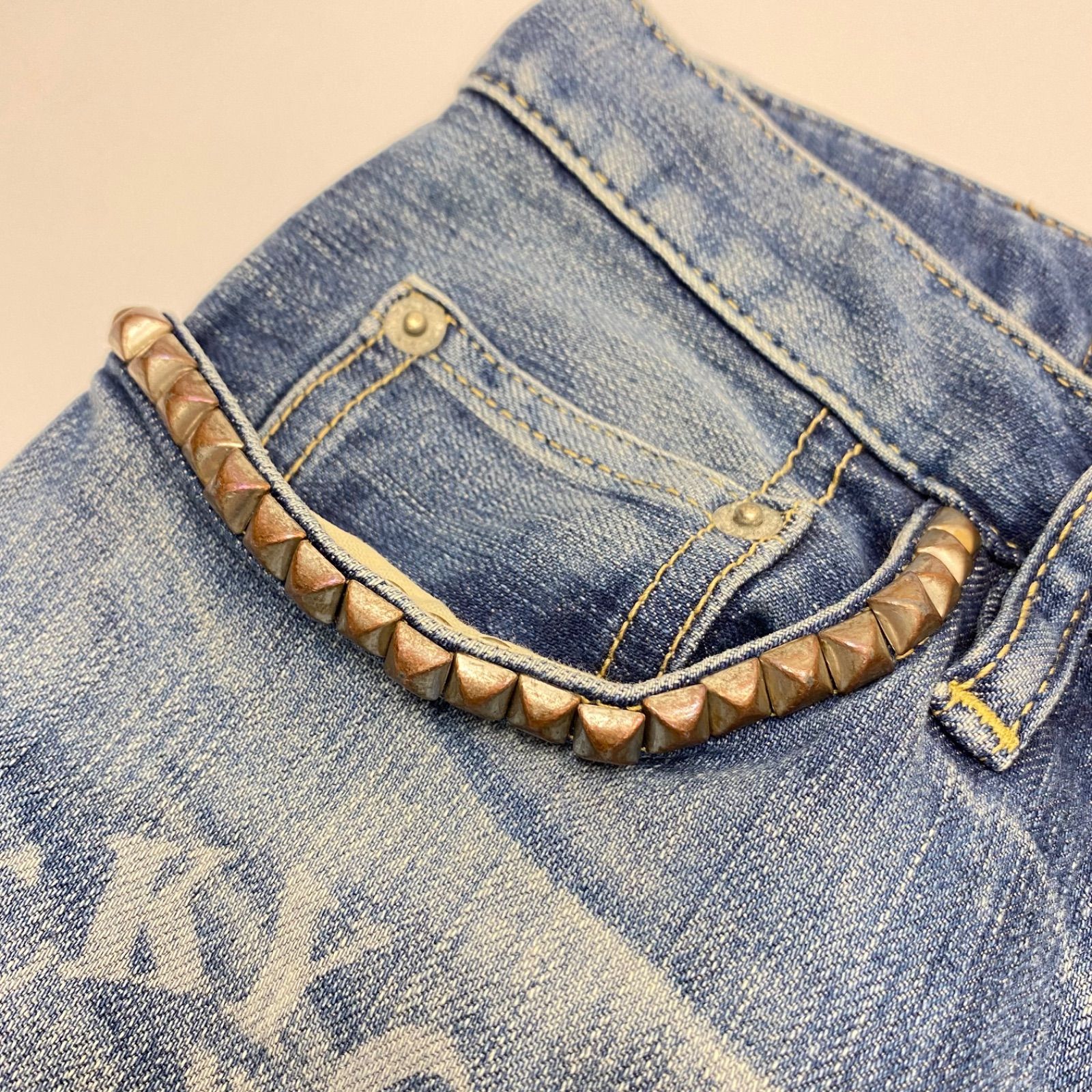 HYSTERIC GLAMOUR ヒステリックグラマー スタッズプリントデニム