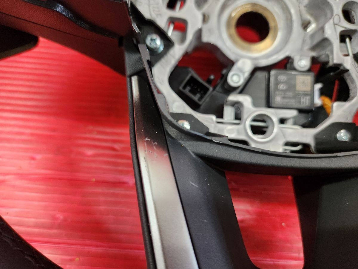 パドルシフト ステアリング