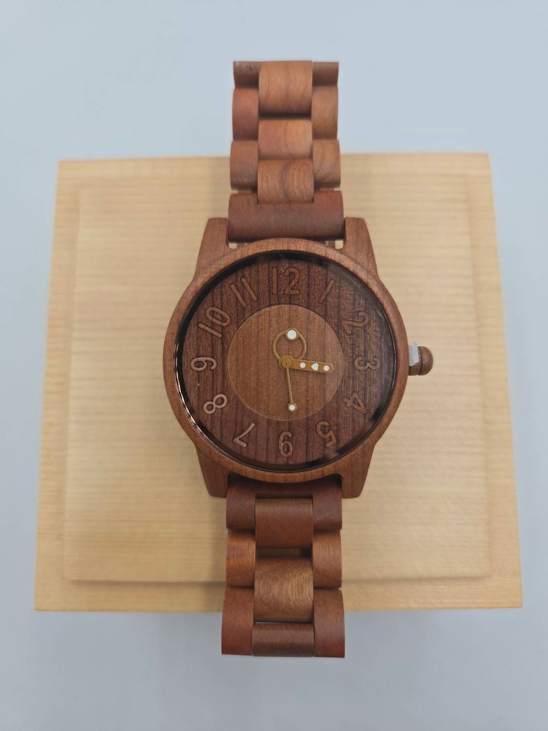 【美品】FENDI フェンディ 210L 腕時計 ピンク文字盤 ブラウンレザー FENDI FENDI/フェンディ 210L レディースウォッチ/腕時計 ピンク