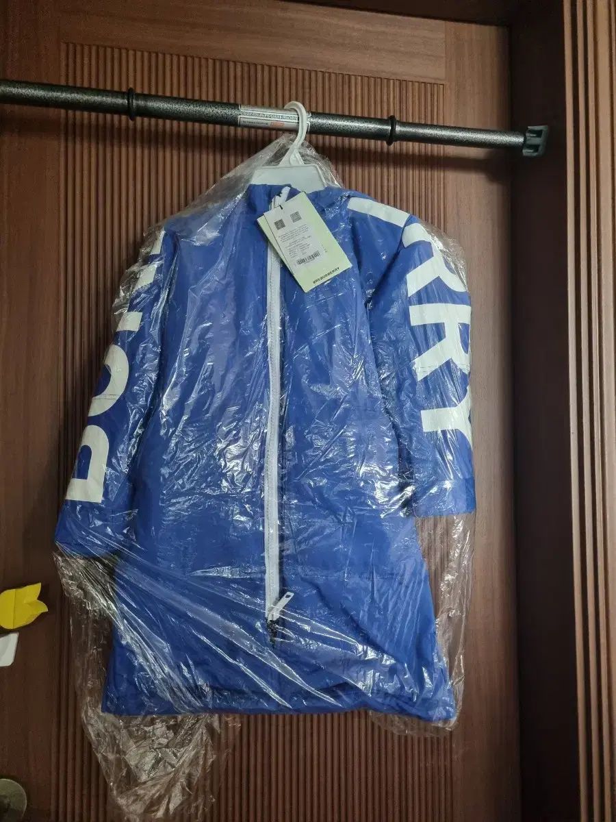 BURBERRY バーバリー ロング ジャンパーパッド 6y