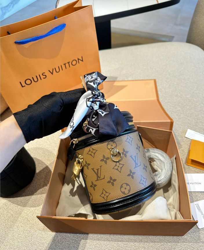 即購入不可！！LOUIS VUITTONルイヴィトン ハンドバッグ ショルダー 