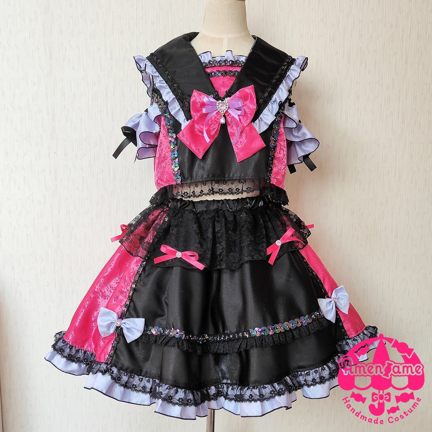 黒とピンクのフリルたっぷりアイドル衣装 - 【ハンドメイド衣装