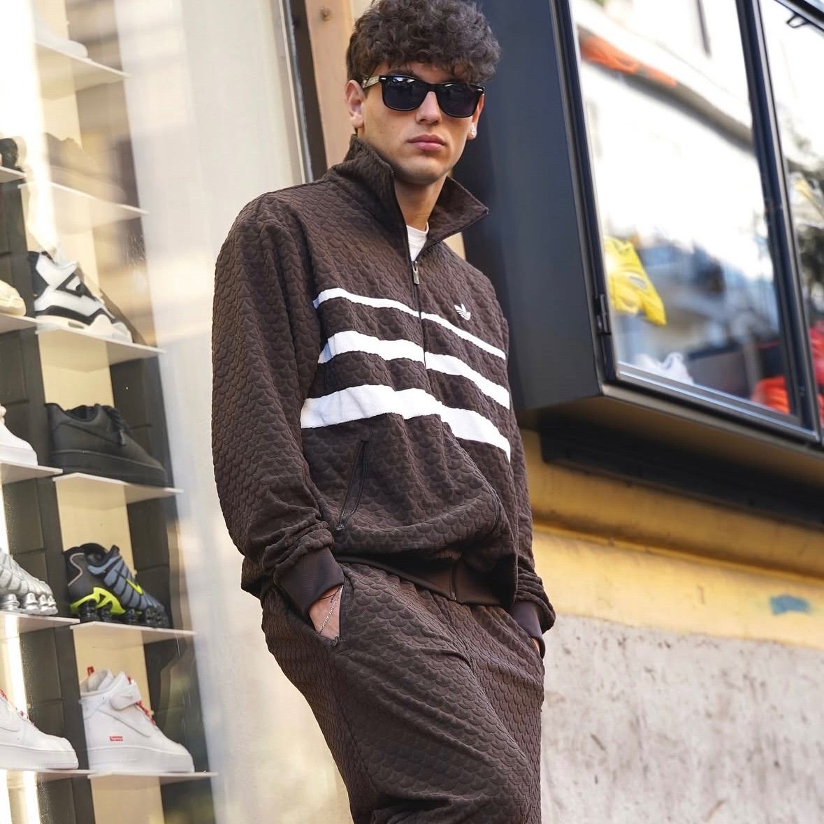 新品XXL adidas ダークブラウン モノグラム トラックジャケット 刺繍 新品XL⭐️adidas ダークブラウン モノグラム トラックジャケット