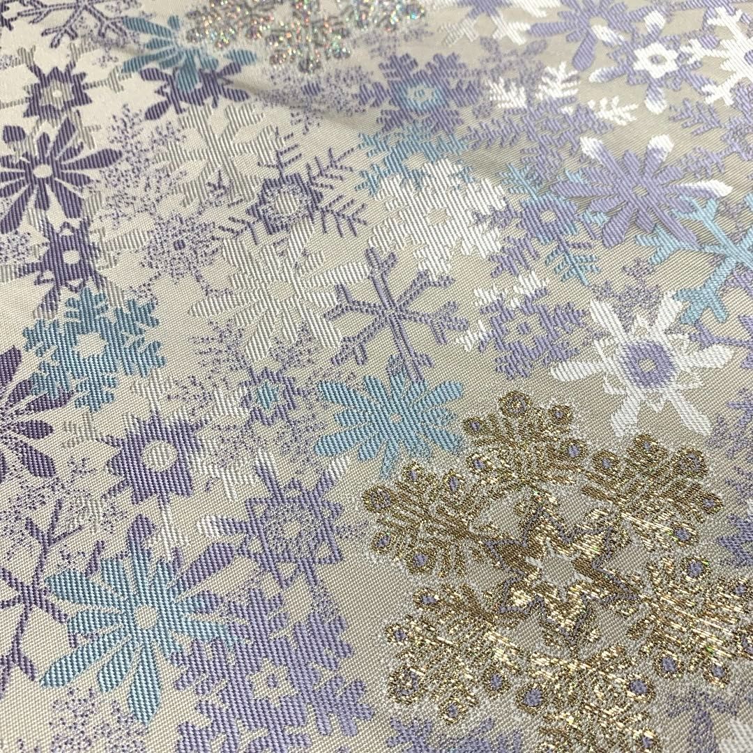 新品未使用品！！特別企画！！お仕立て上り品！！雪の結晶柄 ！！九寸  