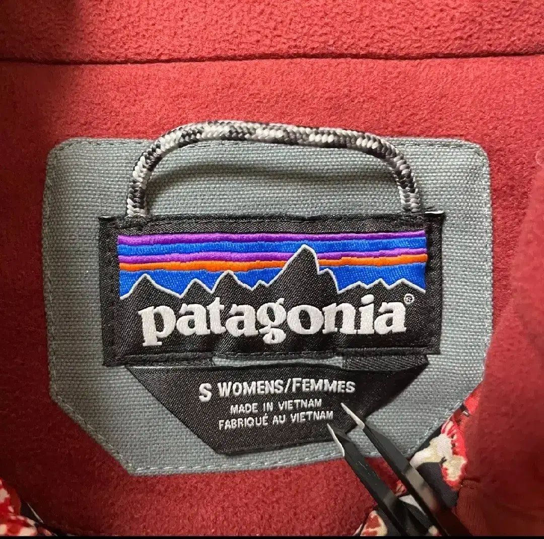 激レア パタゴニア Patagonia ダウンコート レディース 防寒 patagonia - patagonia/パタゴニア 28355 フィオナパーカ ダウン