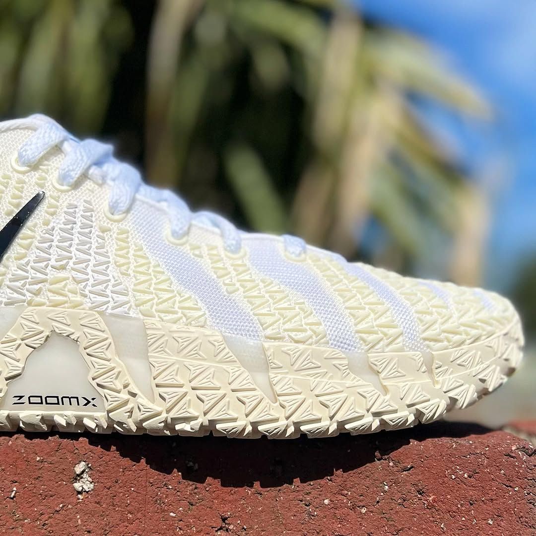 シューズ(男性用) Nike JA3 coconut milk24.5cm NIKE JA 3 EP 'COCONUT MILK' ナイキ ジャ 3 ジャ モラント 【MEN'S