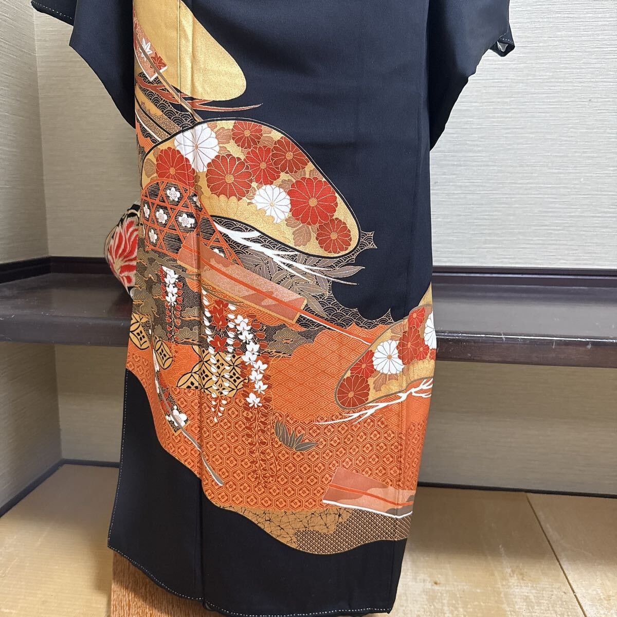 き554】黒留袖＋長襦袢セット◇未使用・五つ紋・比翼仕立て◇展示品