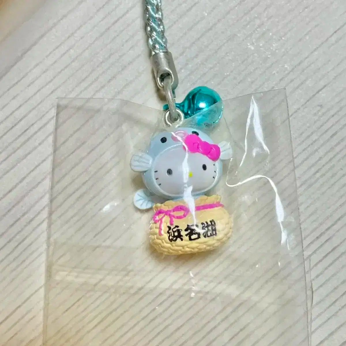 【雷市場（ポンジャン）商品韓国直送】 フグ hello kitty(ハローキティ) ストラップ キーリング