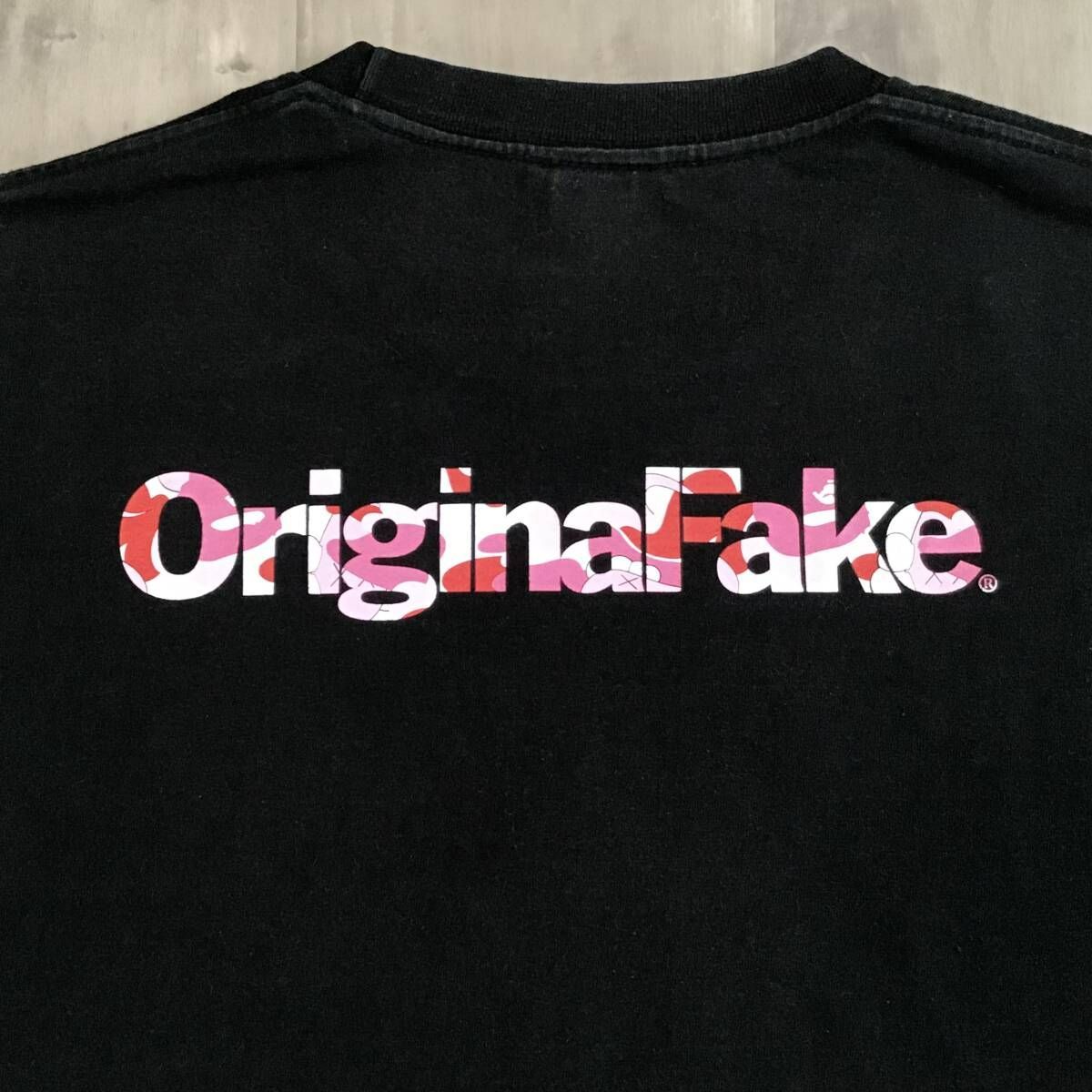 ☆XL☆ KAWS × Original Fake × BAPE Tシャツ カウズ a bathing ape 