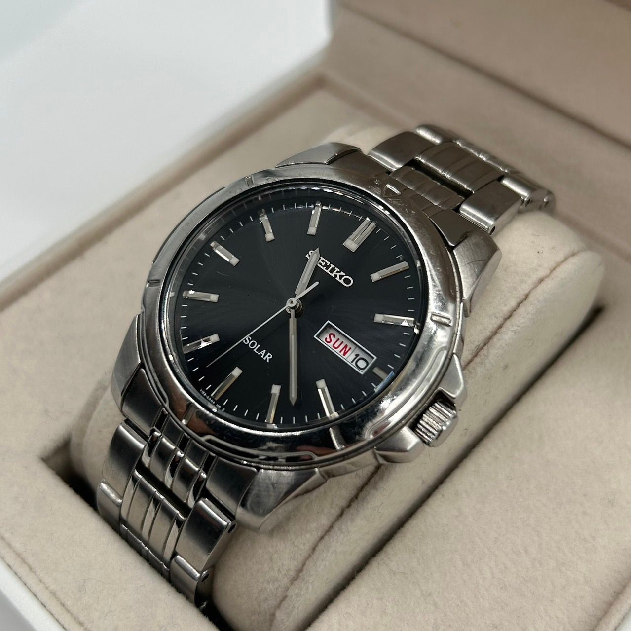 seiko セイコー ソーラー メンズ腕時計 黒文字盤 V158-0AD0 稼働品 G2 - メルカリ