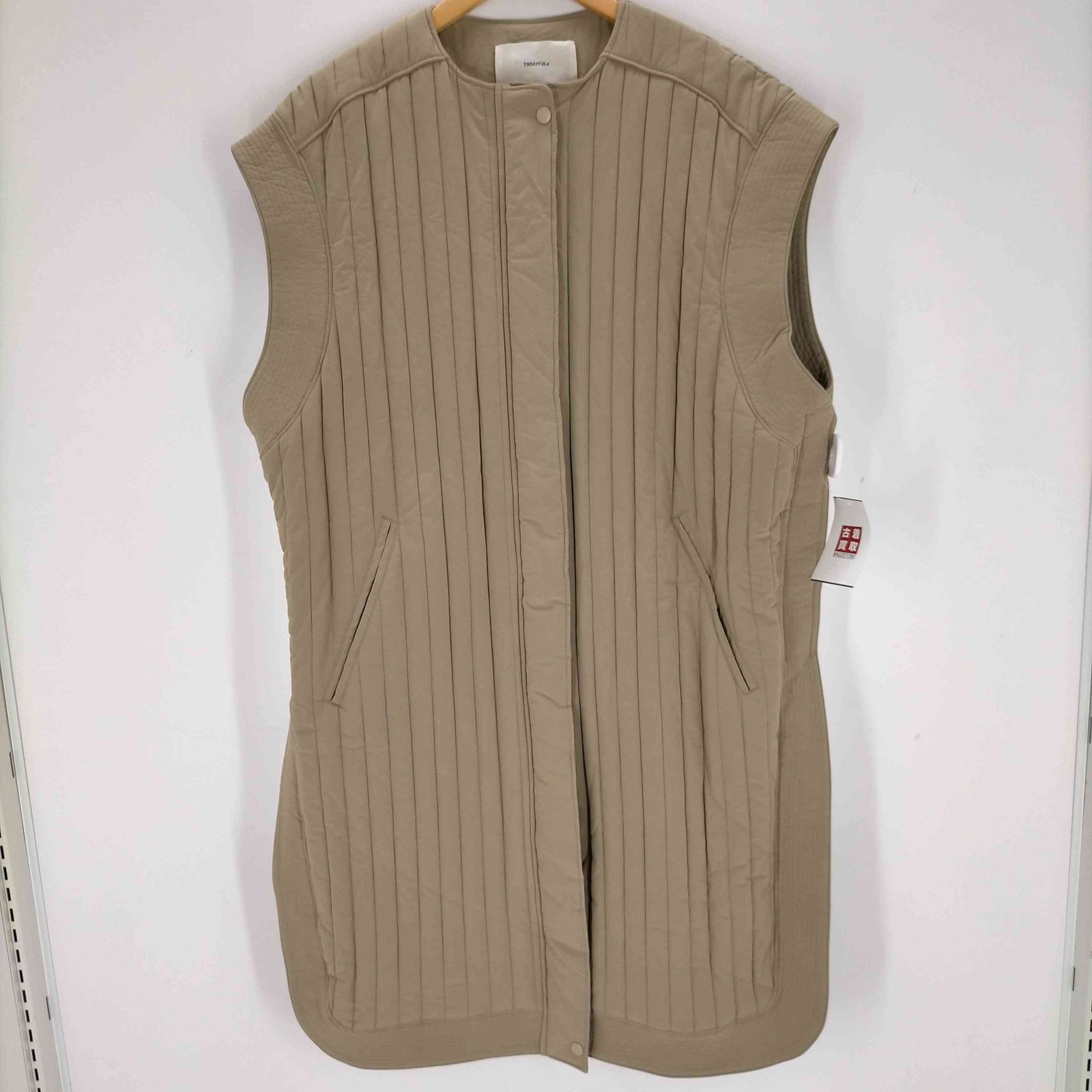 TODAYFUL【未使用に近い】Hoodie Quilting Vest トゥデイフル TODAYFUL Hoodie Quilting Vest フーディー
