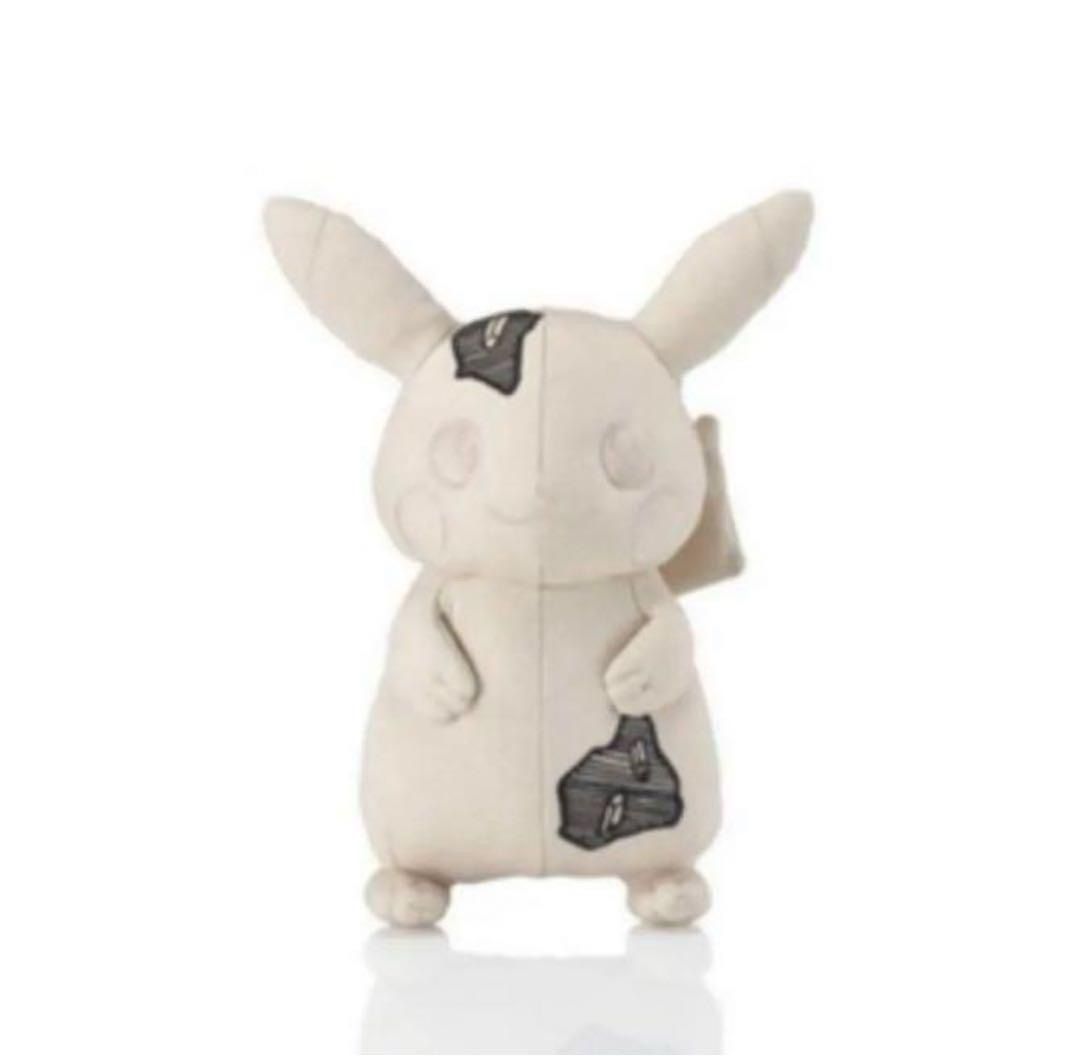 スモール Daniel Arsham×Pokemon plush Pikachu 152】 Pokemon Pikachu Plush スモール - メルカリ