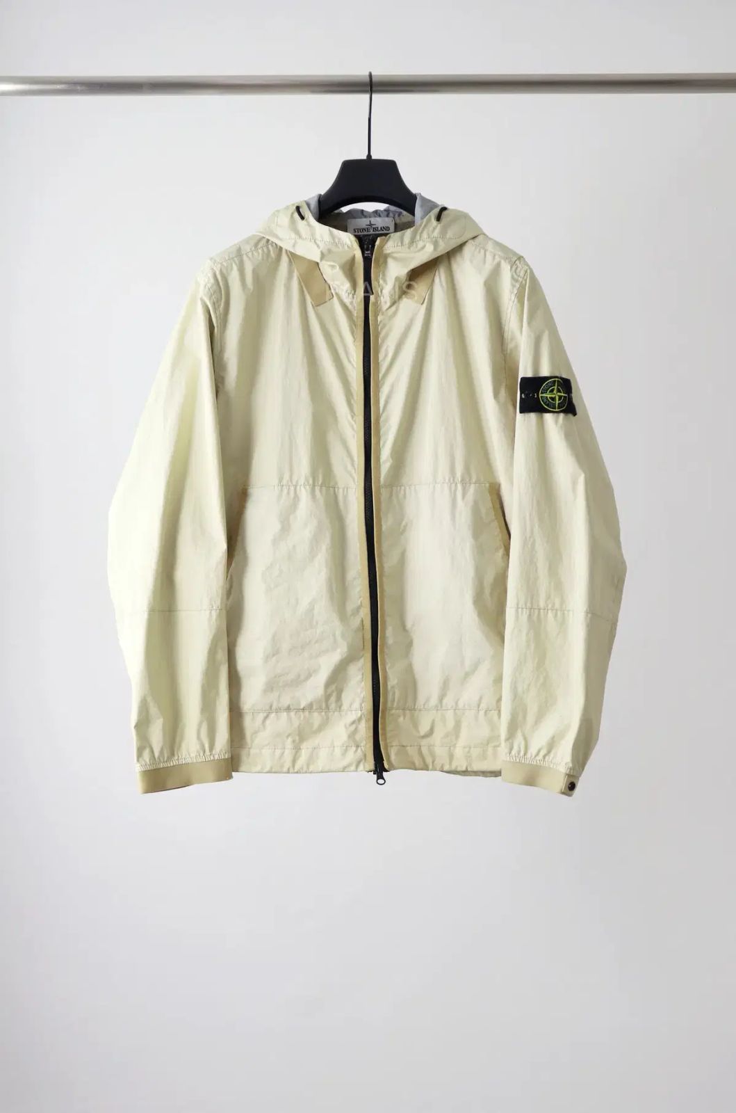 STONE ISLAND(ストーンアイランド) ウインドブレーカー STONE ISLAND