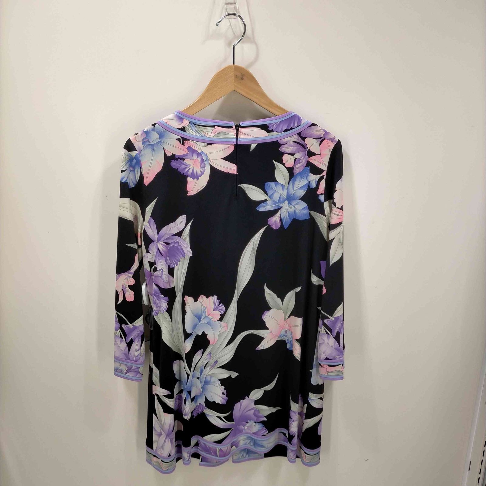 近年美品 LEONARD レオナール ストレッチ チュニック 花柄 42